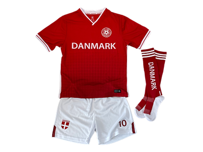 Fodboldsæt, Til Born