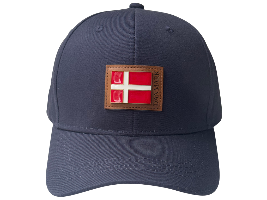 Kasket Navy m/Firkantet Læderpatch og metal DK Flag