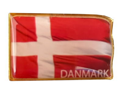 Pin DK Flag